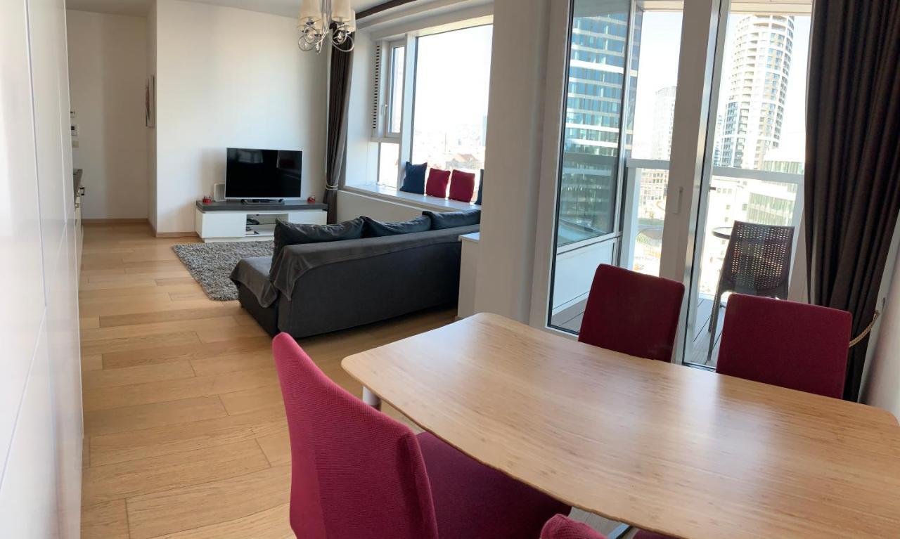 Apartments09 In New Building With Free Parking Panorama City - Amazing View Close To Old Town Братислава Екстер'єр фото